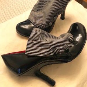 Irregular Choice black Victorian/Steampunk pumps